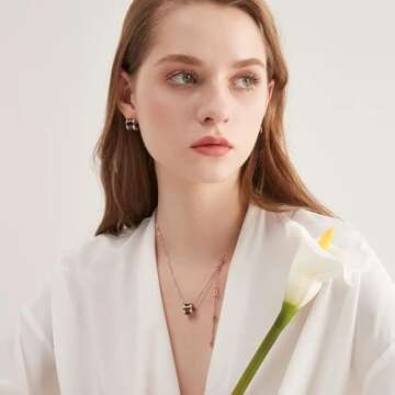 Luxury Gold Necklace for Women Plated Classic Letter Design Fashion Necklace Pendant Jewelry Gifts for Women (A)