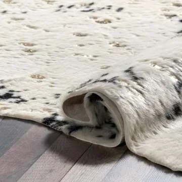 nuLOOM Iraida Faux Cowhide Rug in Stylish 4x5