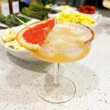 Montex 6 Pcs Ribbed Coupe Glasses - Elegant Cocktailware