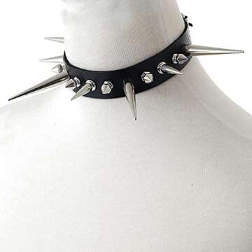 FNQUFUJ Long Spiked Choker Punk Collar Necklace Goth decor Jewelry Gothic Accessories (white)