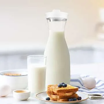 DilaBee 32 Oz BPA-Free Plastic Carafe Pitchers for Drinks