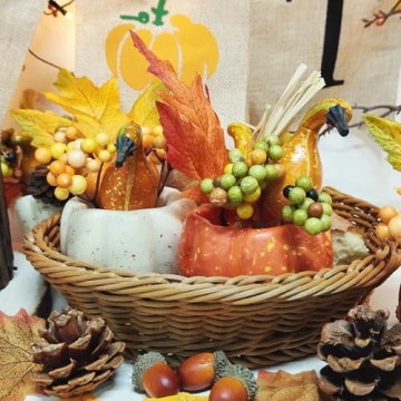 Thanksgiving Decorations Set of 6 Artificial Pumpkins for Fall