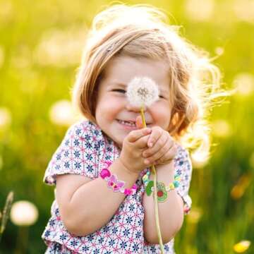 SIELEVIN 12 PCS Girls Bracelet for Kids Unicorn Mermaid Wooden Beaded Bracelets Birthday Party Favors Goodies Bag Stuffers Fillers Cute Pinata Stuffers Rainbow Butterfly Heart Jewelry Gifts