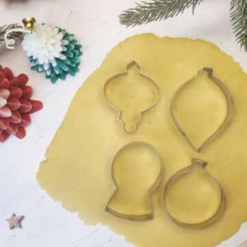 Q-BAKER Christmas Ornaments Cookie Cutters, 4PCS Stainless Steel Snow Globe,Round Ornament,Teardrop Bauble, Finial Shapes with Decorating Instructions