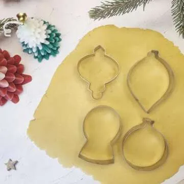 Q-BAKER Christmas Ornaments Cookie Cutters, 4PCS Stainless Steel Snow Globe,Round Ornament,Teardrop Bauble, Finial Shapes with Decorating Instructions