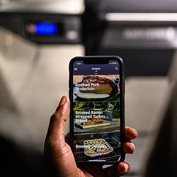 Masterbuilt Gravity Series 560 Smart Charcoal Grill and Smoker