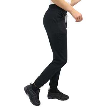 NIKE Women's Fleece Pants - Stylish Comfort for Any Occasion