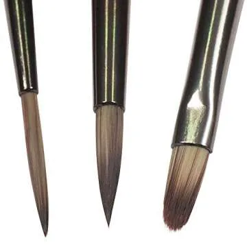 Mont Marte Premium Paint Brush Set 15 Piece, Includes 15 Different Brushes in a Roll Case with Magnetic Closure, Suitable for Watercolour, Acrylic and Oil Painting