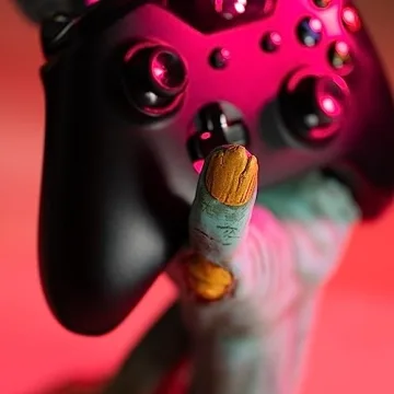 Stylish Gaming Controller Holder for Every Gamer