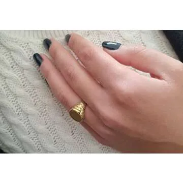 Elegant jewel box Unisex Oval custom signet ring in solid gold 9k, 14k, & 18k, Personalized signet ring, Custom Initial engraved chevalier ring, Family gift, RN386