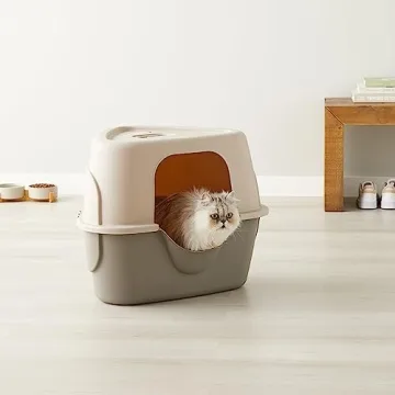 Amazon Basics No-Mess Corner Cat Litter Box