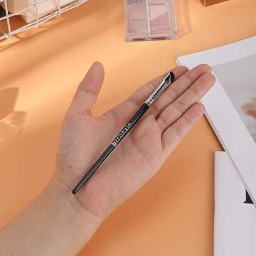 Eyeliner Brush, bzconxin Sickle Angled Eyeliner Brush Gel Eye Liner Makeup Brush for Precise Eyeliner Eyebrow Eyelid Ultra Thin with brush
