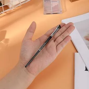 Eyeliner Brush, bzconxin Sickle Angled Eyeliner Brush Gel Eye Liner Makeup Brush for Precise Eyeliner Eyebrow Eyelid Ultra Thin with brush