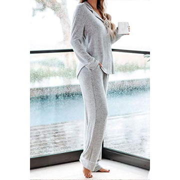 Aamikast Women's Knit Pajama Set for Cozy Family Nights