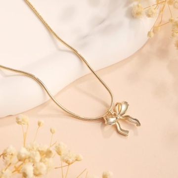 Trendy Risamil Gold Bow Necklace for Women - Stylish Jewelry