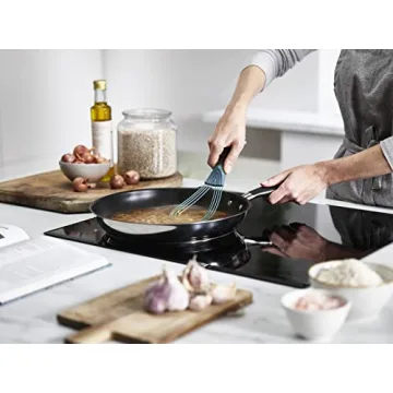 Joseph Joseph 981000 Twist Whisk - Collapsible 2-in-1 Design