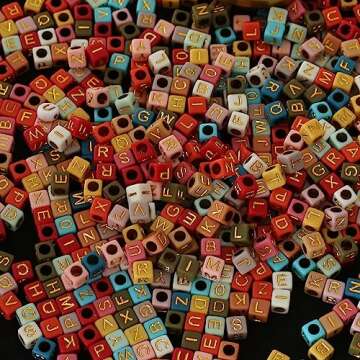 HERZWILD 1000pcs Colorful Alphabet Beads for Crafts