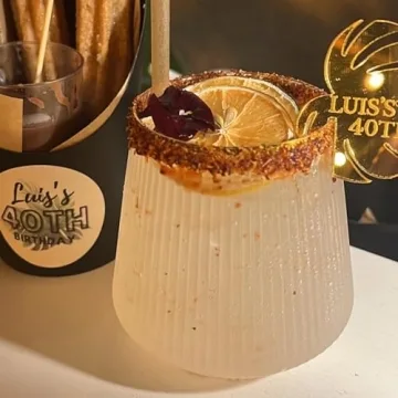 Elegant 36 Count Origami Plastic Wine Glasses with Gold Rims