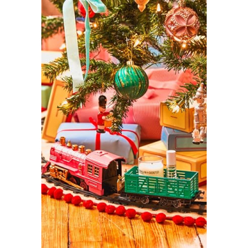 Malin + Goetz Strawberry Perfume Oil & Candle Duo