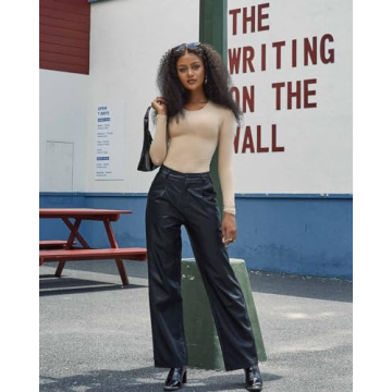 SUUKSESS Women's Comfort Stretch Fitted Tee Shirt