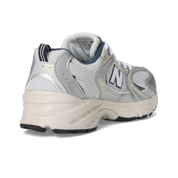 New Balance 530 Big Kid Sneaker for All-Day Comfort