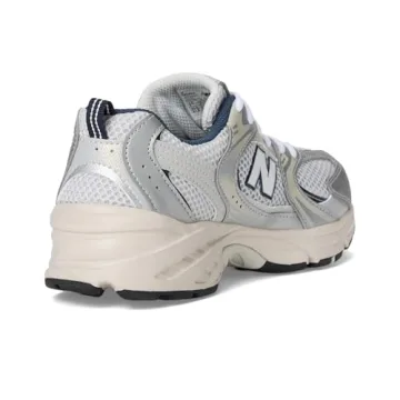 New Balance 530 Big Kid Sneaker for All-Day Comfort