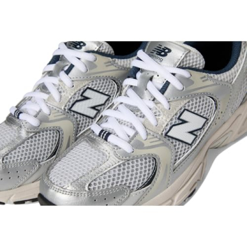 New Balance 530 Big Kid Sneaker for All-Day Comfort