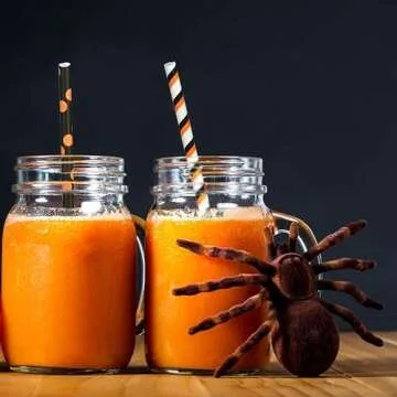 ALINK 100 Counts Halloween Paper Straws, 10 Styles Black White Orange Purple Biodegradable Party Drinking Straws with Stripe, Wave, Dots, Skull Head, Ghost, Bats, Pumpkin, Spider Design