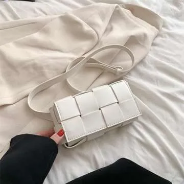 Woven Fanny Pack for Women - Stylish & Versatile Bag