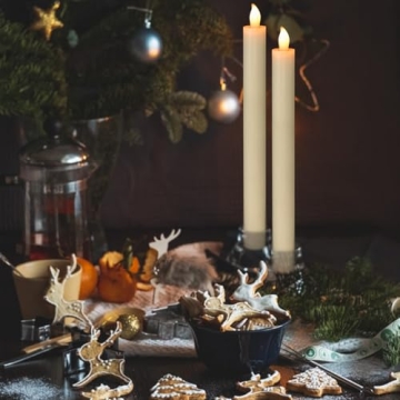 DRomance Flameless Taper Candles with Remote & Timer