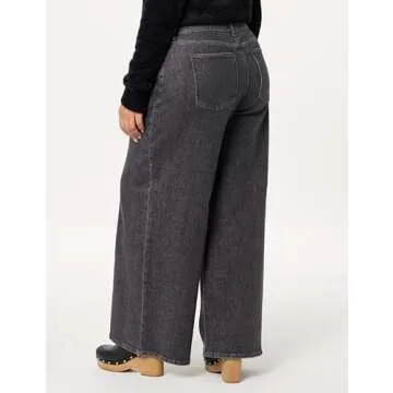 Frida Relaxed Fit Jeans by The Drop | Stylish Comfort