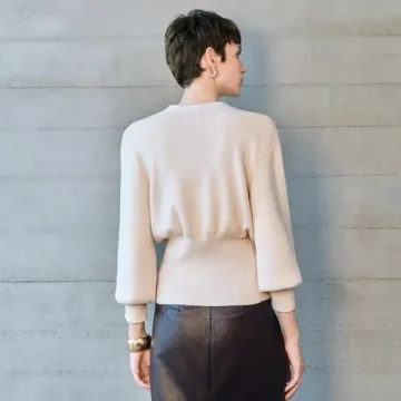 URBAN REVIVO Women Knitted Cardigans Long Sleeve V-Neck Lightweight Sweater One Leaf Button Down Outwear Beige, X-Large