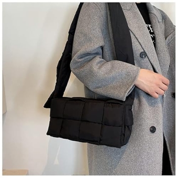 Stylish Padded Crossbody Bag for Trendy Women