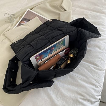 Stylish Padded Crossbody Bag for Trendy Women