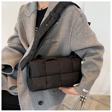 Stylish Padded Crossbody Bag for Trendy Women