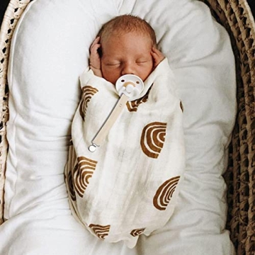 Baby Pacifier Clip Gift Set in Neutral Colors for New Parents