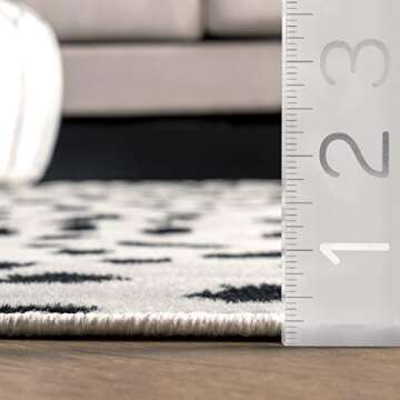 NuLOOM Brooks Leopard Print Area Rug - Durable 4x6 Beige Design