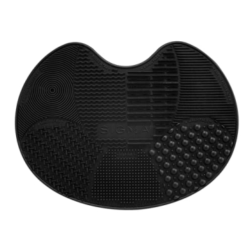 Sigma Beauty Makeup Brush Cleaner Mat - Compact & Powerful Silicone Cleaning Tool