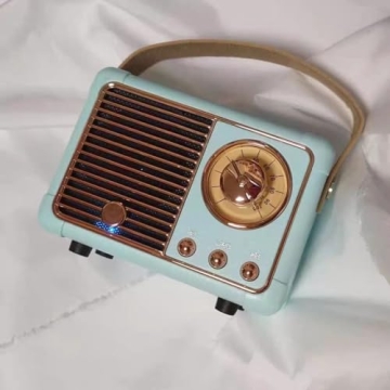 QUEQIMU Retro Bluetooth Speaker for Stylish Music Lovers