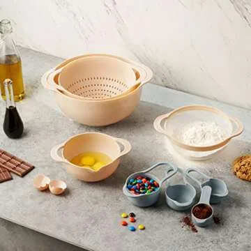 Table Concept Mixing Bowls Set with Measuring Cups and Spoons Set, Sieve Sifter Colander Strainer, F...