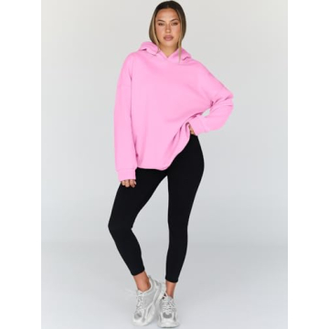 Trendy Queen Women's Fleece-Lined Oversized Hoodie Winter 2025