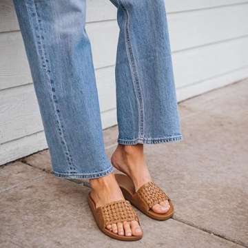 OLUKAI Kamola Women's Slide Sandal, Comfort & Style