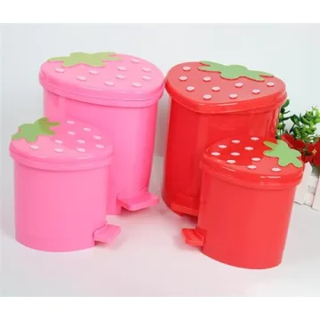 Stylish Strawberry Trash Can for Desk & Bedroom Decor