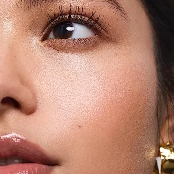 Saie Mascara 101 - Nourishing, Clumping-Free Mascara