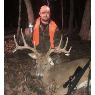 CAMODUST- The Scent Eliminator for Hunting - Human Scent Killer -For Deer, Bear,& Hogs. A Powder for Hunters to Eliminate Odor, This is a Hunting Essential. -(1) Sock Applicator Included In Can