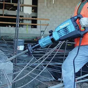 Makita 35 lb Demolition Hammer with Powerful 14 AMP Motor