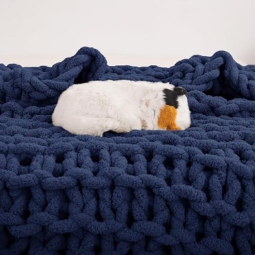 Super Soft Navy Blue Chunky Knit Blanket for Cozy Nights