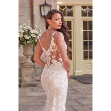 Stunning Mermaid Wedding Dress Customizable Fit for Brides