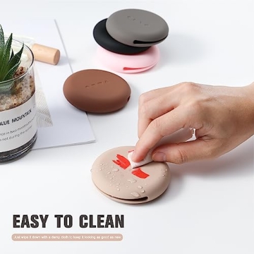 FERYES Silicone Powder Puff Holder for Travel and Makeup