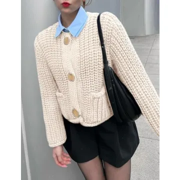 Arssm Chunky Cropped Cardigan for Stylish Winter Wear